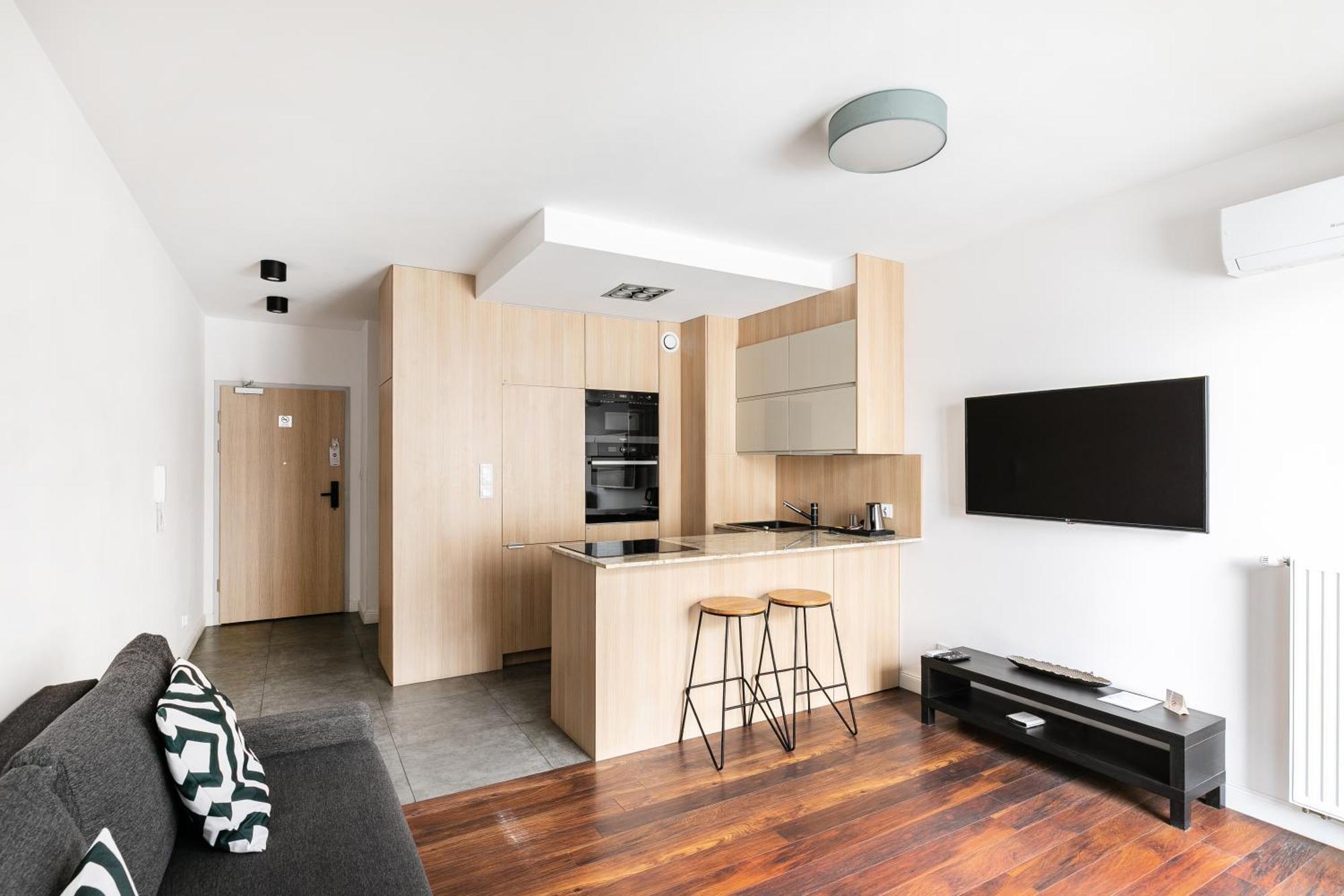 Studio Apartment